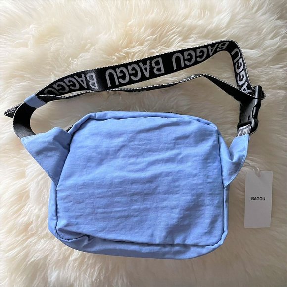 NWT Baggu Fanny Pack - Cornflower w/ OG Strap - Picture 2 of 14